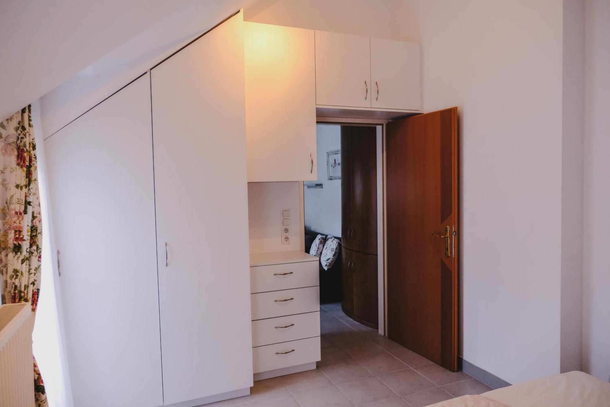 Terrace Apartment Near Volksoper And City Centre Вена Экстерьер фото
